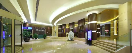 Imagen general del Hotel Fliport Jinjiang Shiji. Foto 1