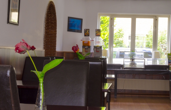 Imagen del bar/restaurante del Hotel Flipper Amsterdam. Foto 2