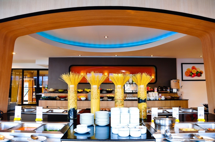 Imagen del bar/restaurante del Hotel Flipper Lodge. Foto 3