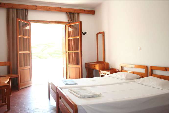 Imagen de la habitación del Hotel Flisvos, Ios. Foto 7