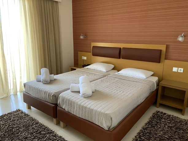 Imagen de la habitación del Hotel Flisvos, Kalamata. Foto 8