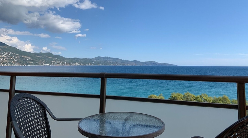 Imagen de la habitación del Hotel Flisvos, Kalamata. Foto 18