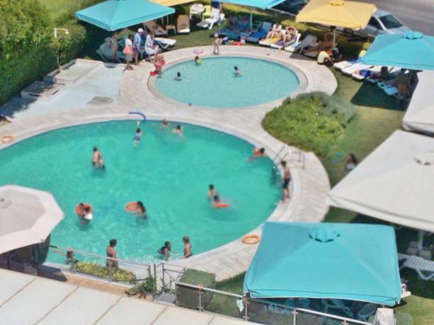 Imagen de la piscina del Hotel Flisvos, Kampos Oropou. Foto 6