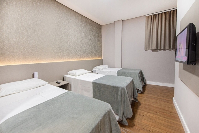 Imagen de la habitación del Hotel Fl&oacute;rida Mall and Suites. Foto 4