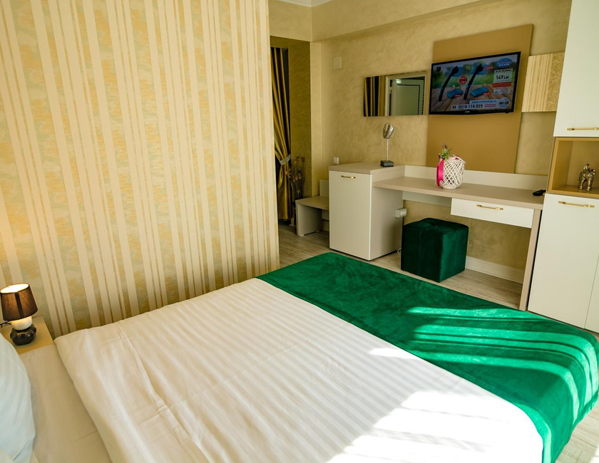 Imagen general del Hotel Floare De Iris. Foto 11