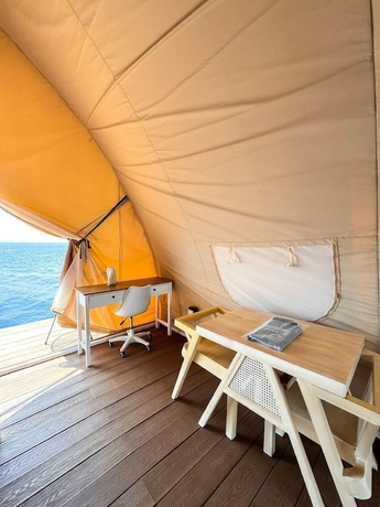 Imagen de los interiores del Hotel Floating Home in Reef Resort Unit 1. Foto 14