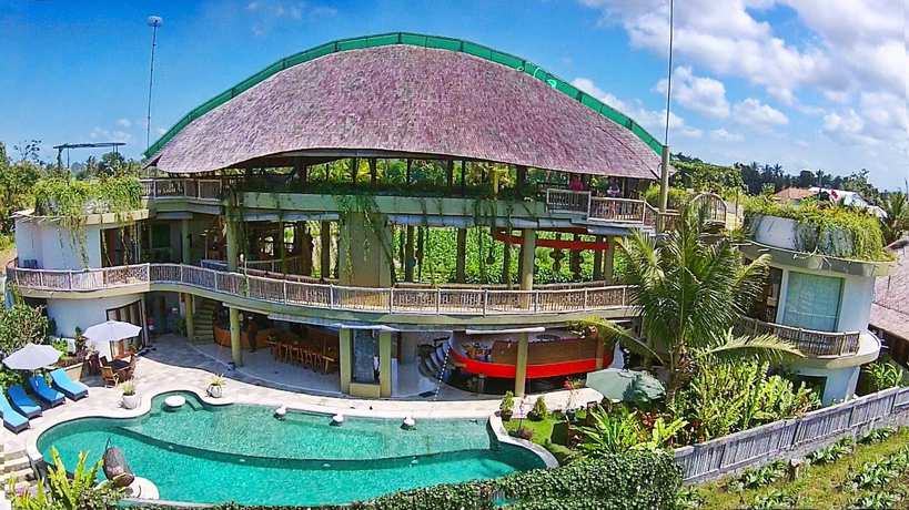 Imagen de la piscina del Hotel Floating Leaf Eco-luxury Retreat. Foto 20