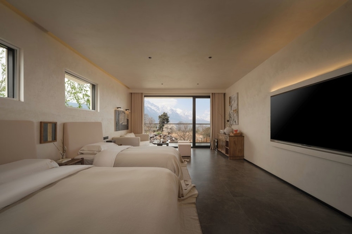 Imagen de la habitación del Hotel Floating Life Boundless Wild Resort. Foto 2