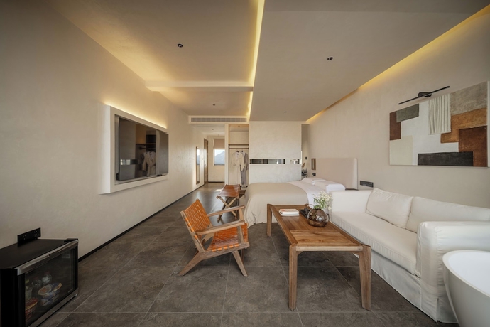 Imagen de la habitación del Hotel Floating Life Boundless Wild Resort. Foto 5