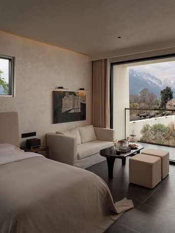 Imagen de la habitación del Hotel Floating Life Boundless Wild Resort. Foto 13