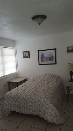 Imagen de la habitación del Hotel Floating Sea Cove Resort and Marina. Foto 4
