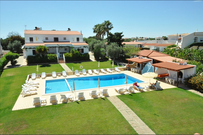 Imagen de la piscina del Hotel Flôr Da Laranja, Albufeira. Foto 14