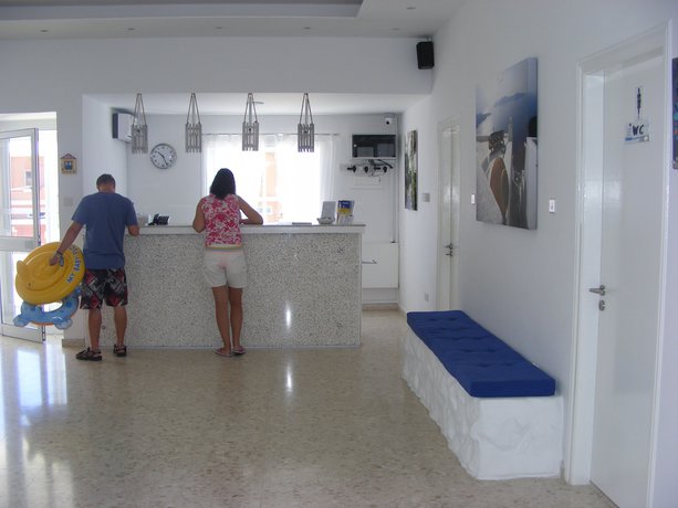 Imagen de los interiores del Hotel Flokkas Apartments. Foto 17