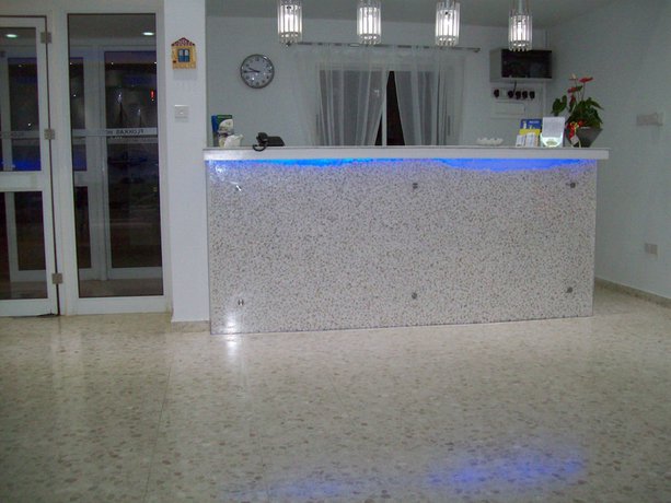 Imagen de los interiores del Hotel Flokkas Apartments. Foto 18
