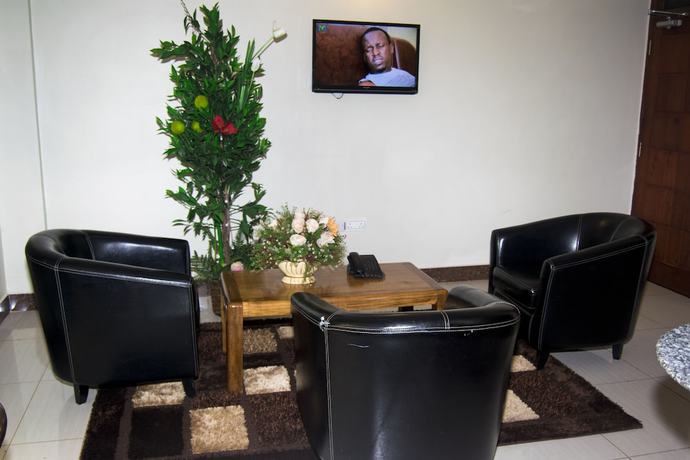 Imagen del bar/restaurante del Hotel Flomi. Foto 2