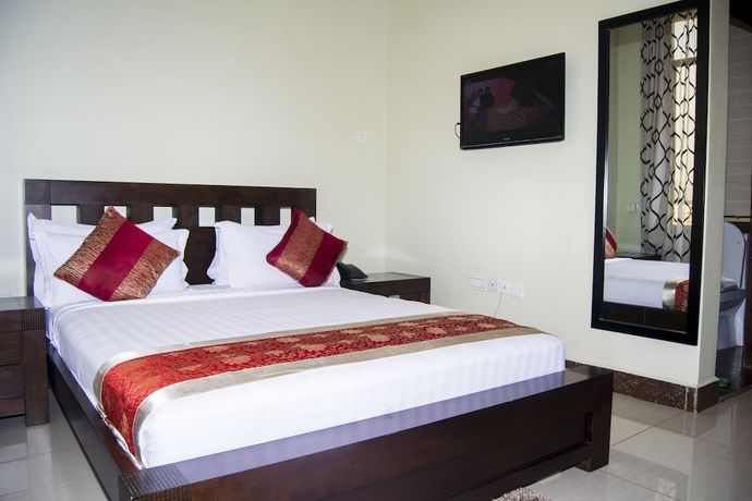 Imagen de la habitación del Hotel Flomi. Foto 9