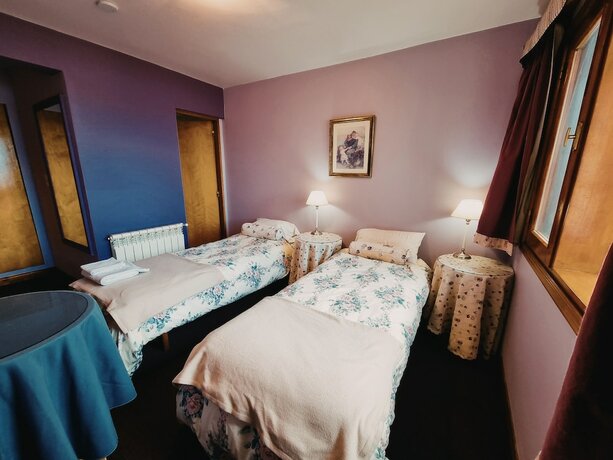 Imagen de la habitación del Hotel Flor Austral. Foto 16