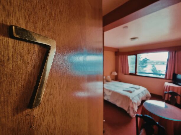 Imagen de la habitación del Hotel Flor Austral. Foto 19