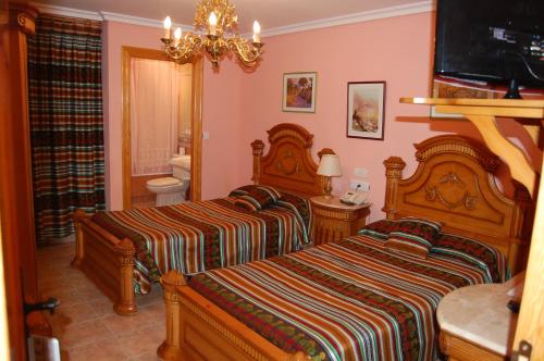 Imagen de la habitación del Hotel Flor De La Mancha. Foto 7