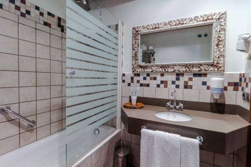 Imagen de la habitación del Hotel Flor De Neu. Foto 8