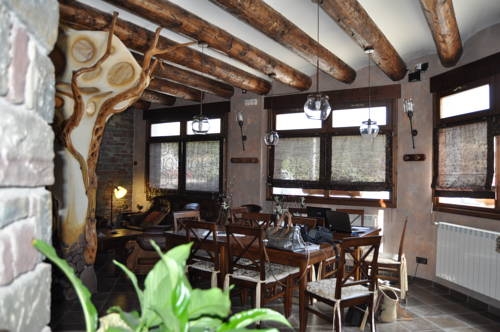 Imagen del bar/restaurante del Hotel Flor De Neu. Foto 3