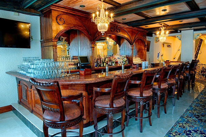 Imagen del bar/restaurante del Hotel Flor Tampa Downtown, Tapestry Collection By Hilton. Foto 5