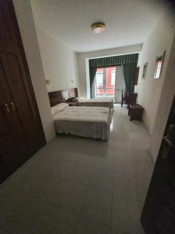 Imagen de la habitación del Hotel Flor de Loto. Foto 4