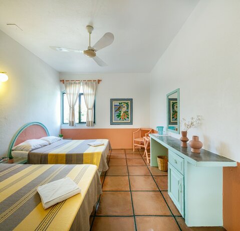 Imagen general del Hotel Flor de Maria, Puerto Escondido. Foto 10