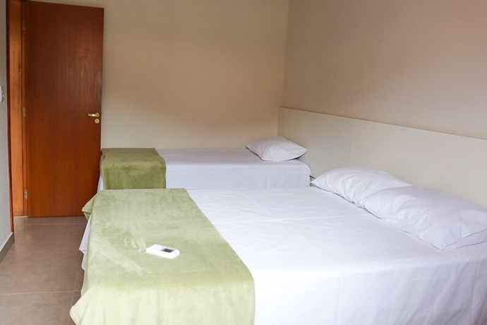 Imagen de la habitación del Hotel Flor do Mar Residencial. Foto 7
