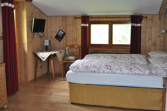 Imagen de la habitación del Hotel Flora Alpina. Foto 9