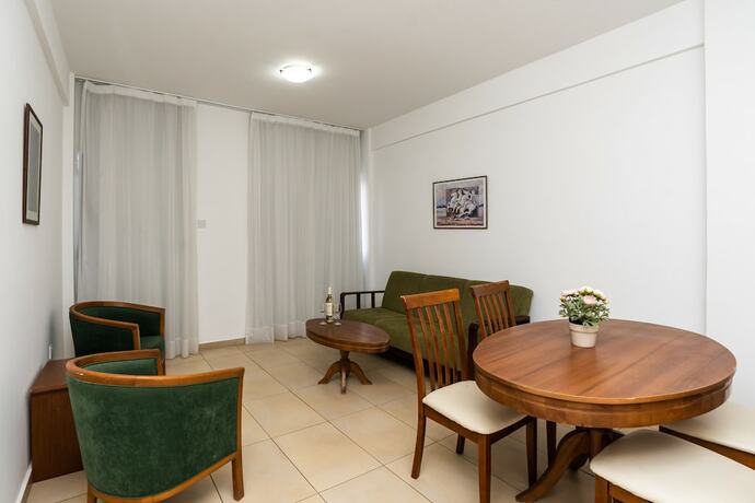 Imagen de la habitación del Hotel Flora Apartments. Foto 3