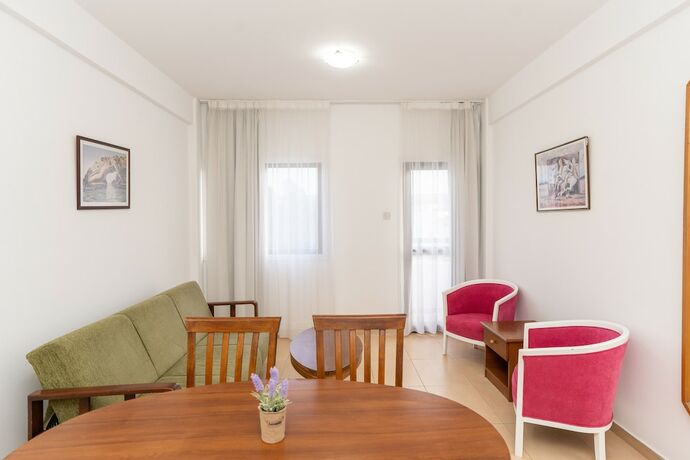 Imagen de la habitación del Hotel Flora Apartments. Foto 4