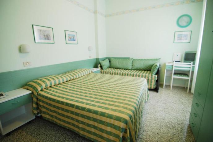 Imagen de la habitación del Hotel Flora, Cattolica. Foto 3
