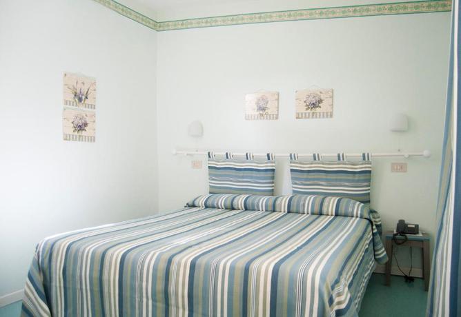 Imagen de la habitación del Hotel Flora, Cattolica. Foto 4