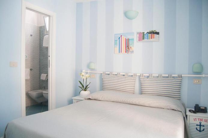 Imagen de la habitación del Hotel Flora, Cattolica. Foto 5