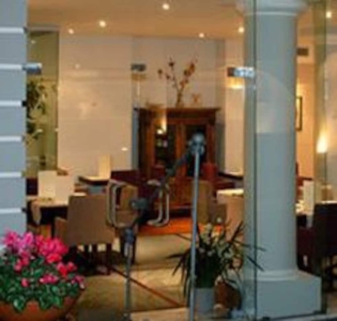 Imagen general del Hotel Flora, Frascati. Foto 2