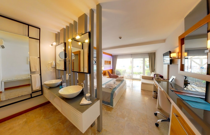 Imagen de la habitación del Hotel Flora Garden Beach Club - All Inclusive. Foto 2