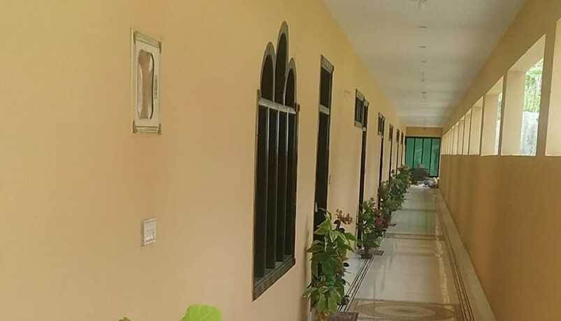 Imagen general del Hotel Flora Inn Naran. Foto 3