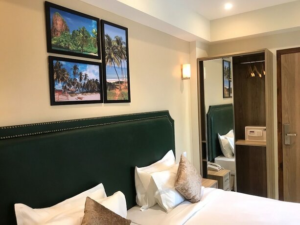 Imagen general del Hotel Flora, Mal&eacute;. Foto 13