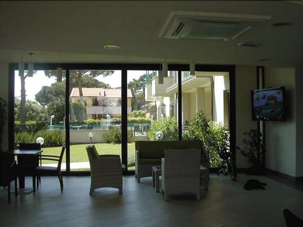 Imagen de los interiores del Hotel Flora, Marina di Bibbona. Foto 18