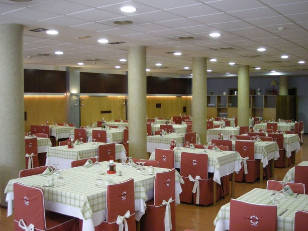 Imagen del bar/restaurante del Hotel Flora Parc. Foto 3