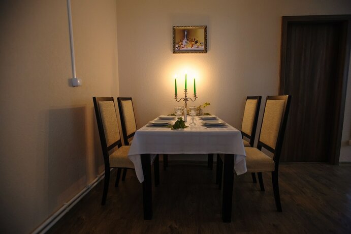 Imagen de la habitación del Hotel Flora Park Country Club. Foto 18