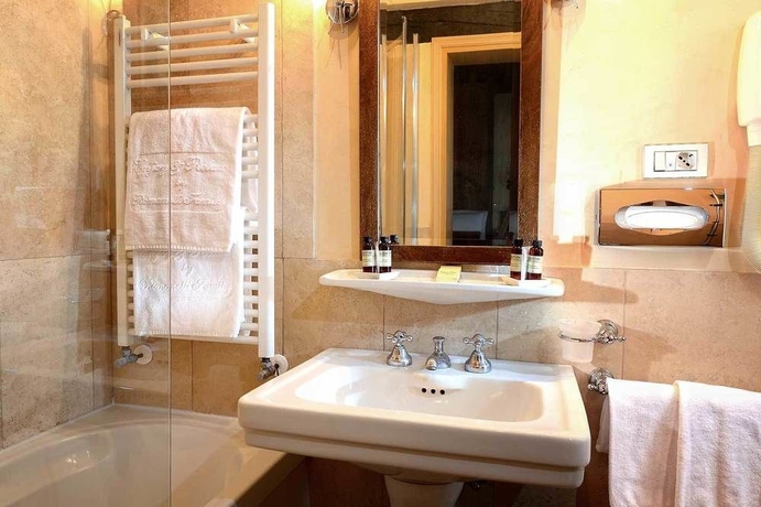 Imagen de la habitación del Hotel Flora, Venecia. Foto 3