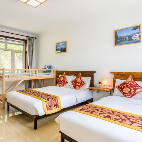 Imagen de la habitación del Hotel Floral He Ping He Yuan Jixian. Foto 14