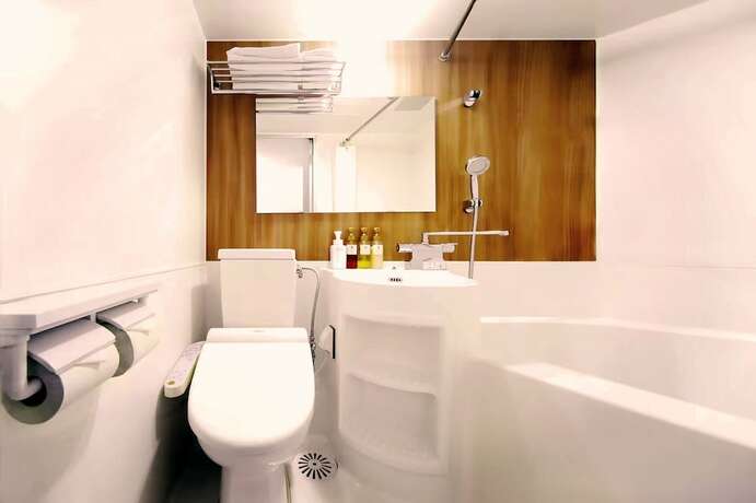 Imagen de la habitación del Hotel Floral Higashishinsaibashi. Foto 12
