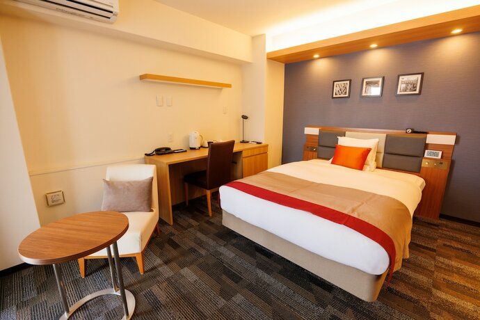 Imagen de la habitación del Hotel Floral Higashishinsaibashi. Foto 14