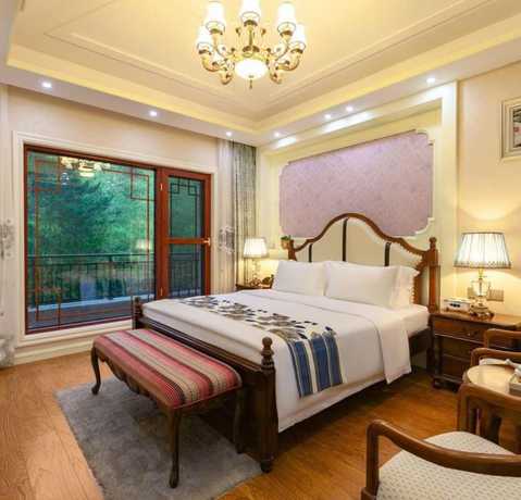 Imagen de la habitación del Hotel Floral Hotel Enshi Xiaoxihu Yihao. Foto 13