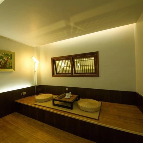 Imagen de la habitación del Hotel Floral Hotel Fenghuang Molan Riverview. Foto 3