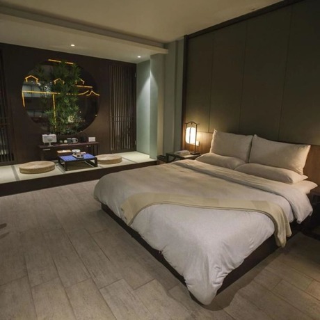 Imagen de la habitación del Hotel Floral Hotel Fenghuang Molan Riverview. Foto 4