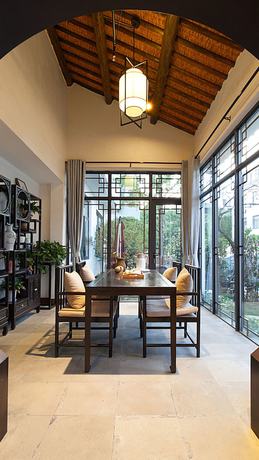 Imagen de los interiores del Hotel Floral Hotel Wuzhen Ziyemusu. Foto 17